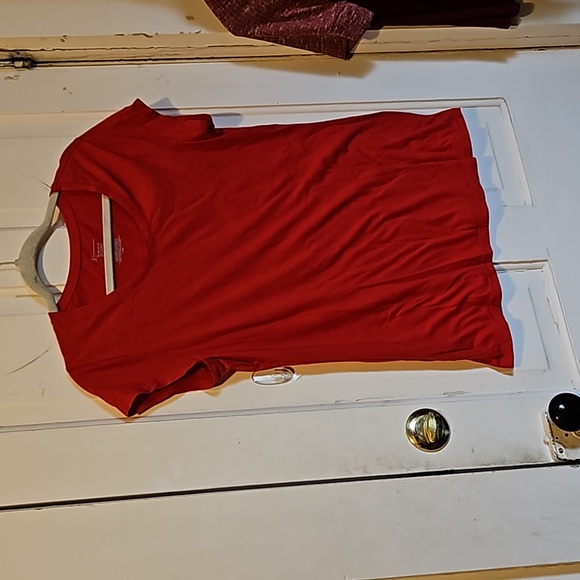 Three No Boundaries size XL ladies shirts in shades of red tee-shirt 3/4 sleeve - Picture 2 of 10